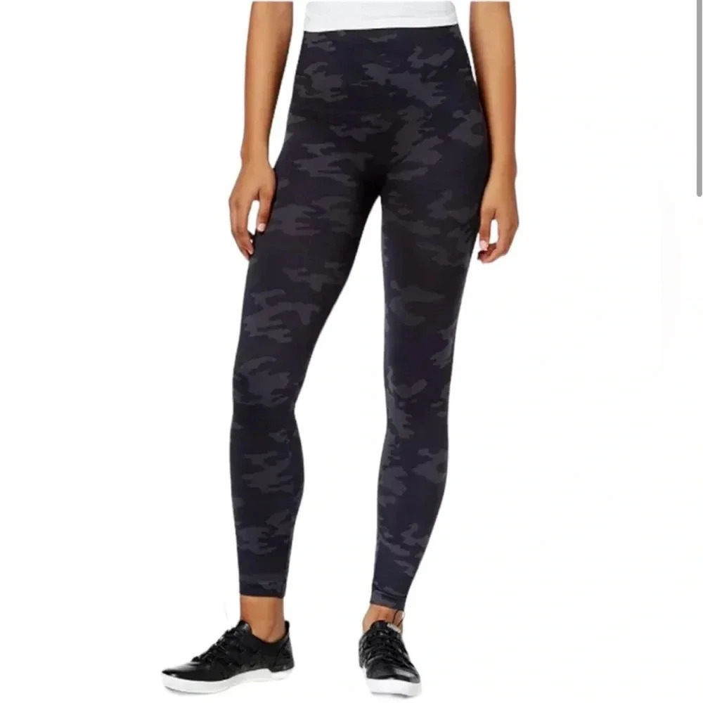 SPANX LOOK AT ME NOW BLACK CAMO LEGGINGS LARGE CAMOFLAUGE